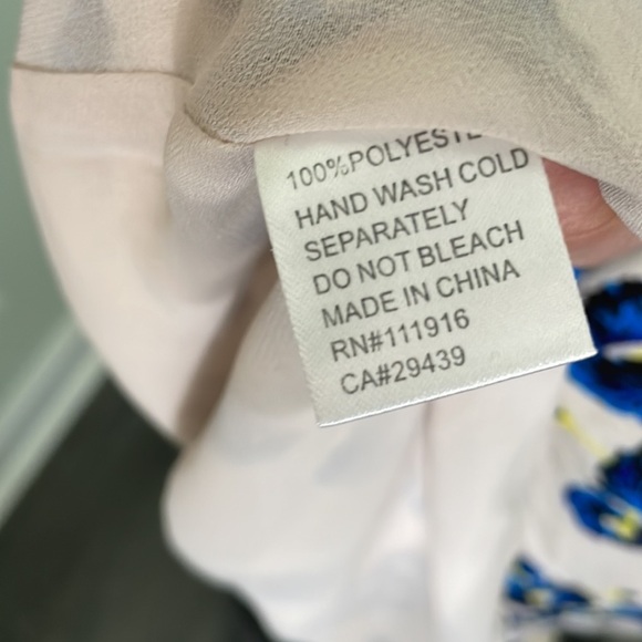 Yumi Kim Khaki Dress with blue flowers size medium - Picture 6 of 6